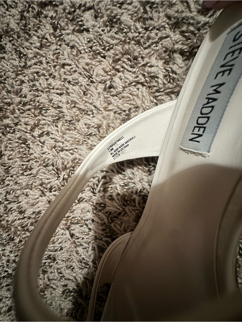 Steve Madden White Strappy Square-Toe Block Heel Sandals - Picture 3 of 5